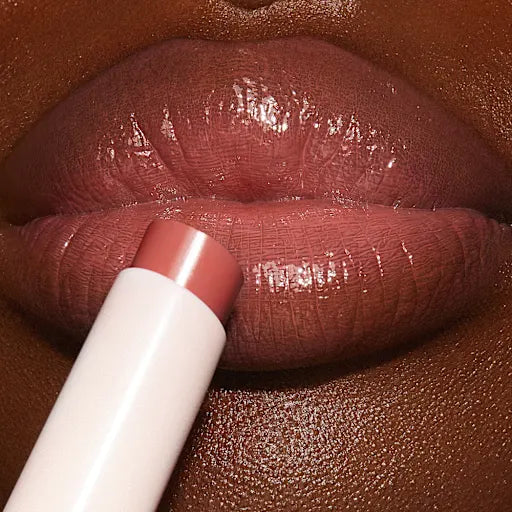 CHARLOTTE TILBURY Hyaluronic Happikiss Lip Balm